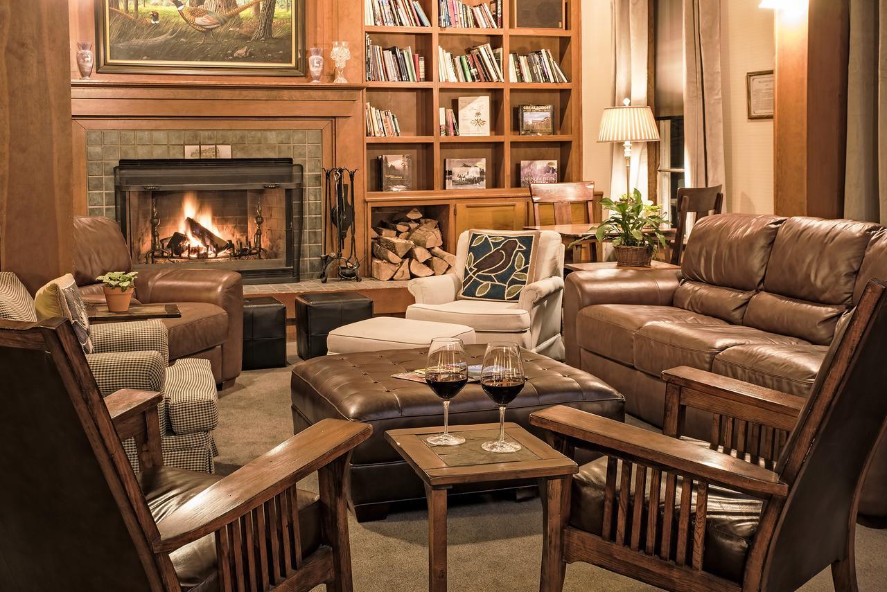 Mccloud Hotel Extérieur photo