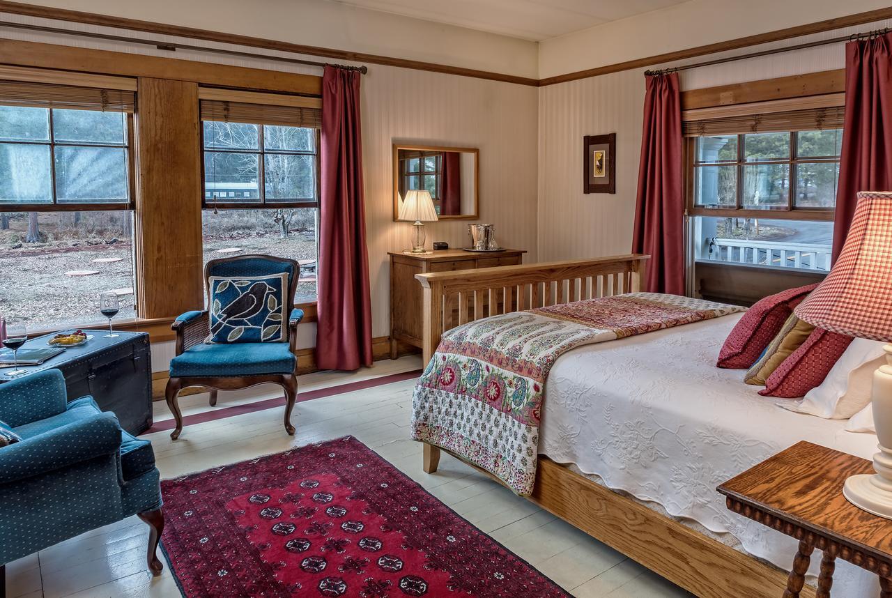 Mccloud Hotel Extérieur photo