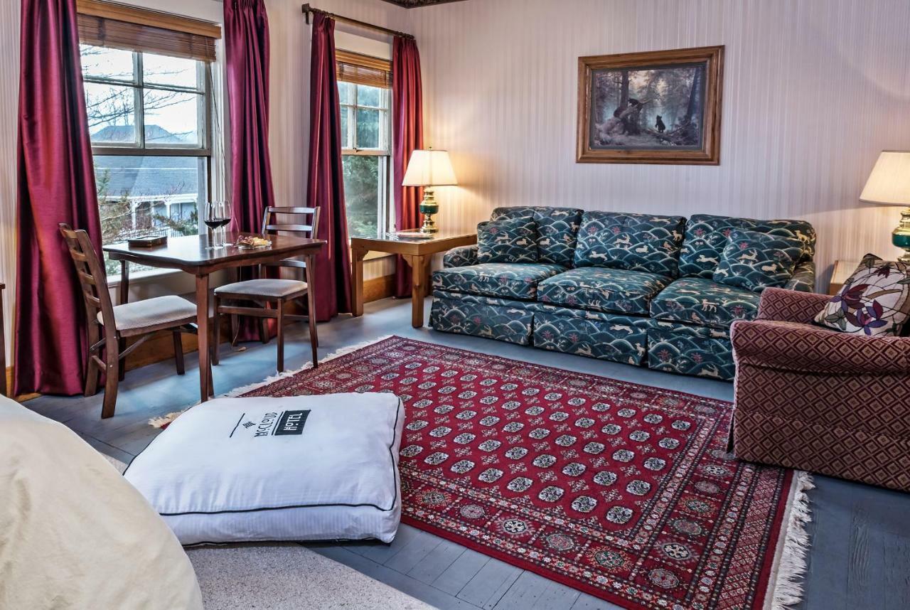 Mccloud Hotel Extérieur photo